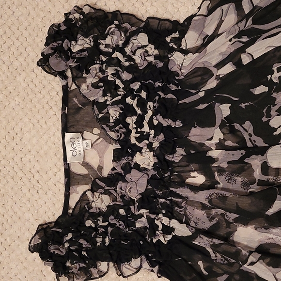 Cleo petites top. - Picture 2 of 4